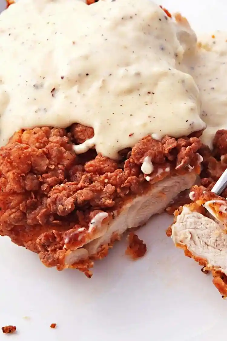 Crispy Chicken-Fried Chicken with Peppery Cream Gravy 3 Recipe image
