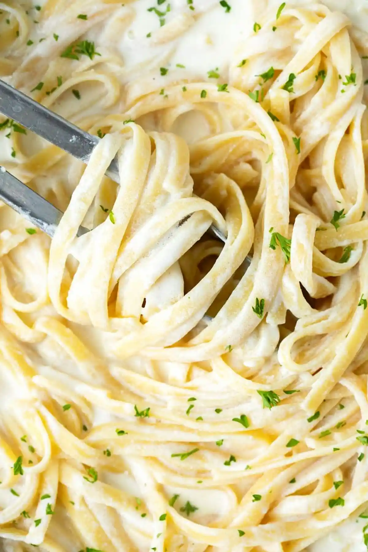 Restaurant Style Creamy Alfredo Sauce 3 Recipe image