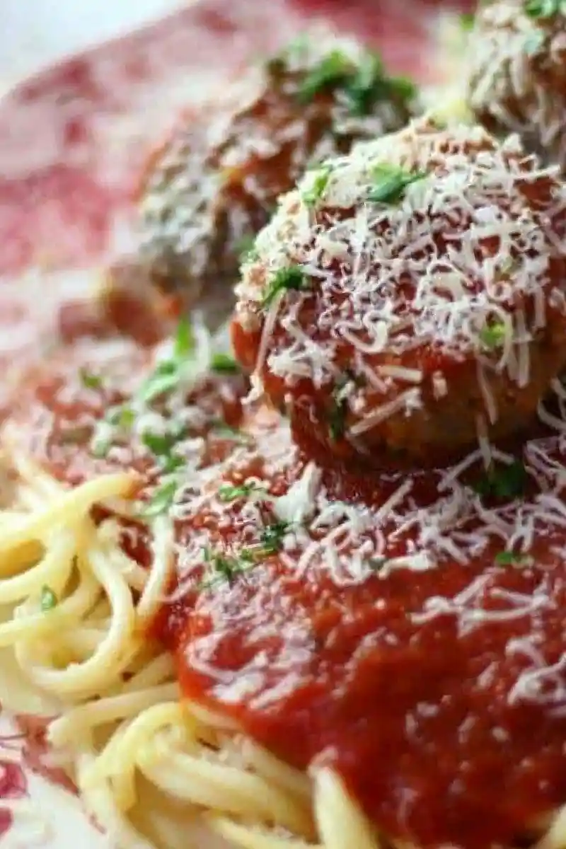 Easy Crockpot Meatballs 3 Easy Crockpot Meatballs