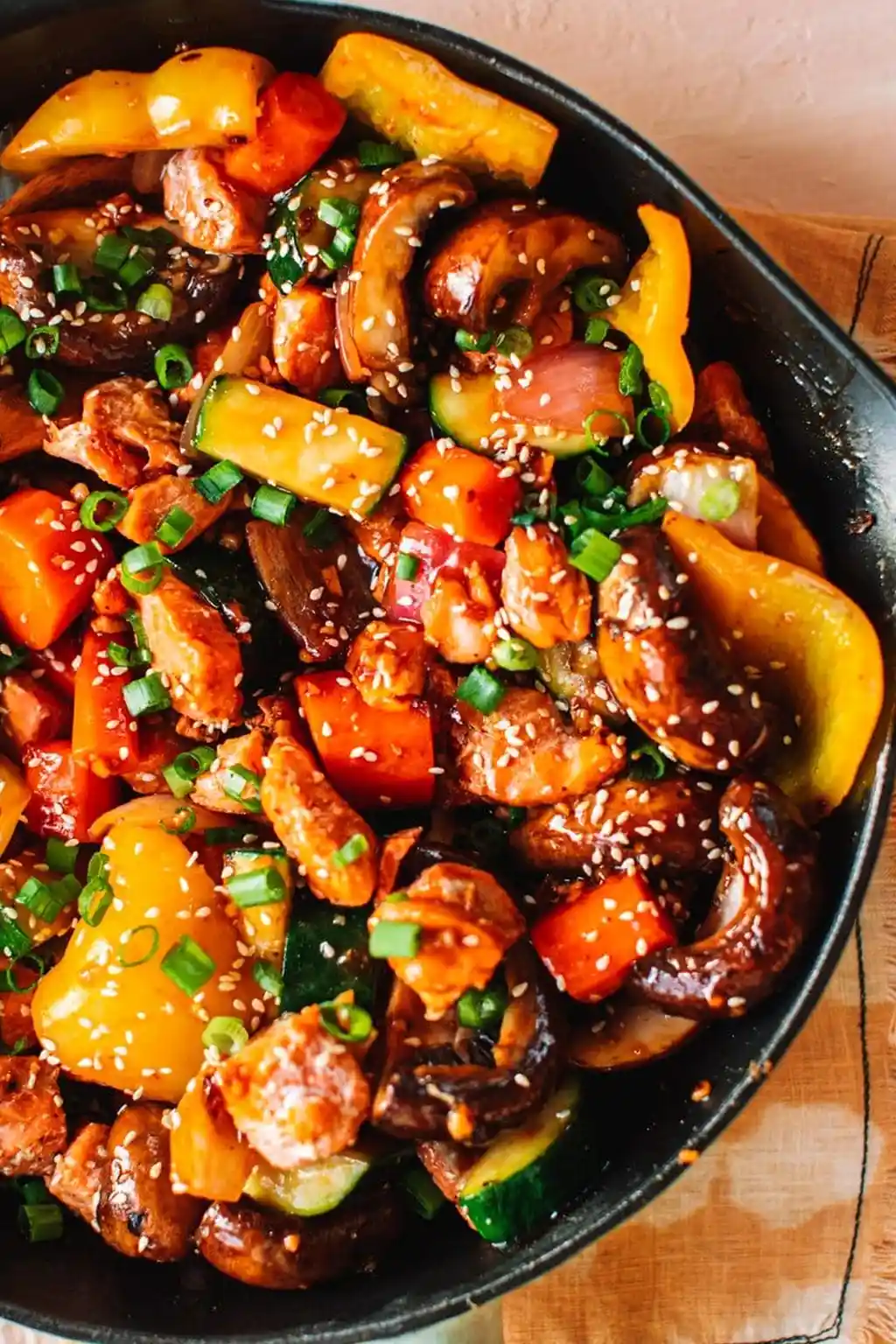 Easy Salmon Stir Fry with Vegetables 3 Easy Salmon Stir Fry with Vegetables
